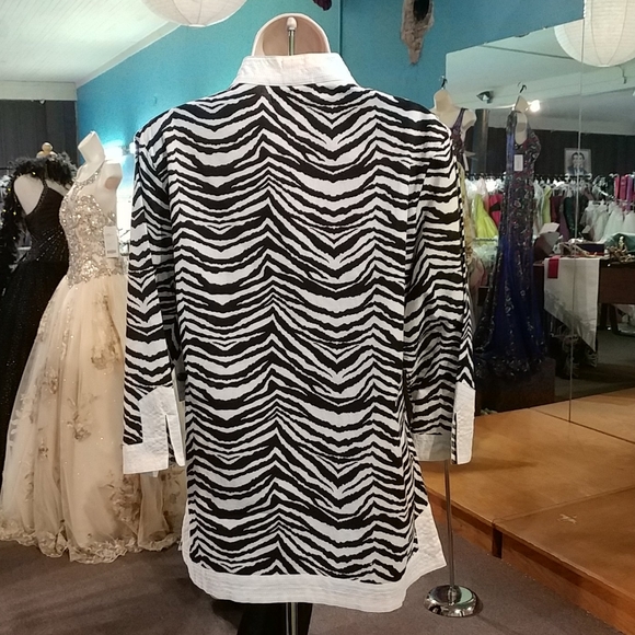 Katherine New York top - Picture 7 of 10